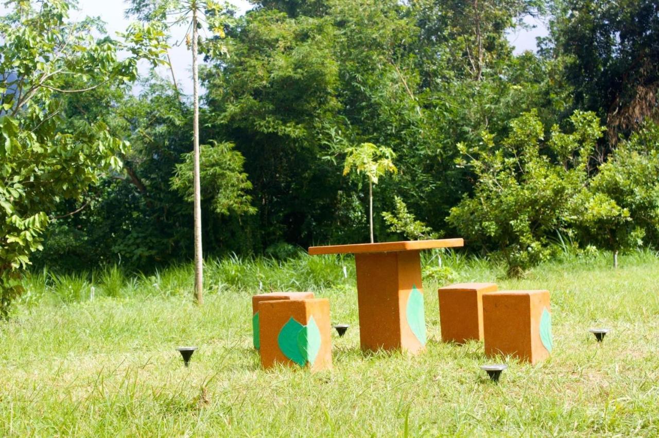 Lorenzo'S Farm And Leisure Santo Tomas Exterior foto